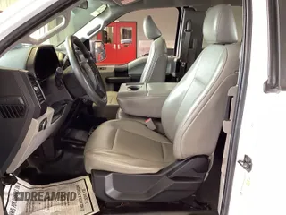 2017 Ford F-150 XL z VIN 1FTFX1EF3HFA12841, wystawiony jako IAAI lot #42414523 z przebiegiem 170 527 mil mil oraz . Historia ofert i sprzedaży dostępna na DreamBid. Obrazek 22.