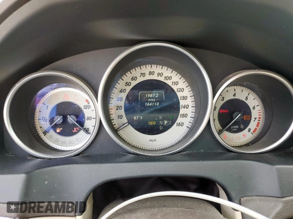 2014 Mercedes-Benz E 350 z VIN WDDKJ5KB9EF248551, wystawiony jako Copart lot #52093305 z przebiegiem 164 110 mil mil oraz Szkoda całkowita • Salvage title. Historia ofert i sprzedaży dostępna na DreamBid. Obrazek 9.