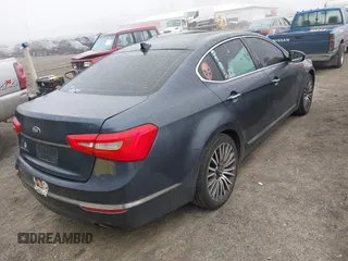 2014 Kia Cadenza Premium with VIN KNALN4D73E5128821, listed as a IAAI auction lot 41885220 with 204,275 mi miles and . Bid and sale history available at DreamBid. Image 4.
