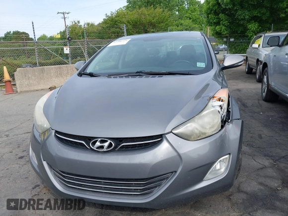 2013 Hyundai Elantra Limited z VIN 5NPDH4AEXDH384227, wystawiony jako IAAI lot #42106321 z przebiegiem 145 862 mil mil oraz . Historia ofert i sprzedaży dostępna na DreamBid. Obrazek 12.