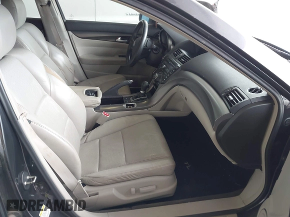 2012 Acura TL Tech Auto with VIN 19UUA8F50CA033550, listed as a IAAI auction lot 41897191 with 198,629 mi miles. Bid and sale history available at carsss.com. Image 5.