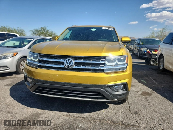 2018 Volkswagen Atlas SE with VIN 1V2DR2CA1JC549051, listed as a Copart auction lot 60279295 with 121,063 mi miles and Salvage title. Bid and sale history available at DreamBid. Image 5.