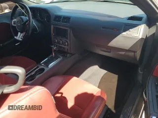 2014 Dodge Challenger SRT-8 z VIN 2C3CDYCJ3EH201998, wystawiony jako Copart lot #53308065 z przebiegiem 57 967 mil mil oraz Szkoda całkowita • Salvage title. Historia ofert i sprzedaży dostępna na DreamBid. Obrazek 8.