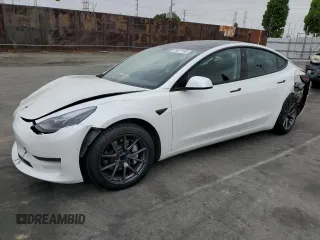 2021 Tesla Model 3 Standard Range Plus z VIN 5YJ3E1EA9MF017537, wystawiony jako Copart lot #55421165 z przebiegiem 40 681 mil mil oraz Szkoda całkowita • Salvage title. Historia ofert i sprzedaży dostępna na DreamBid. Obrazek 1.