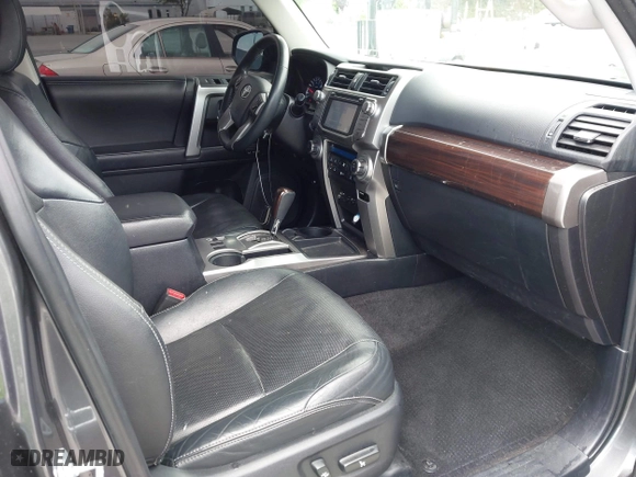 2019 Toyota 4Runner SR5 with VIN JTEZU5JR8K5191979, listed as a IAAI auction lot 42081207 with 75,200 mi miles. Bid and sale history available at carsss.com. Image 5.