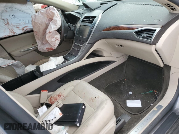 2016 Lincoln MKZ with VIN 3LN6L2G97GR609352, listed as a Copart auction lot 42790955 with 0 mi miles and Salvage Title. Bid and sale history available at carsss.com. Image 8.