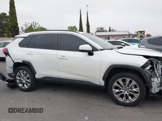 2021 Toyota RAV4 XLE Premium with VIN 2T3C1RFV2MW184327, listed as a IAAI auction lot 42188008 with 80,566 mi miles and . Bid and sale history available at DreamBid. Image 14.