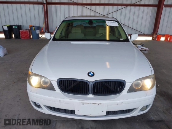 2007 BMW 7 Series 750Li z VIN WBAHN835X7DT74304, wystawiony jako IAAI lot #42594751 z przebiegiem 139 021 mil mil oraz . Historia ofert i sprzedaży dostępna na DreamBid. Obrazek 12.