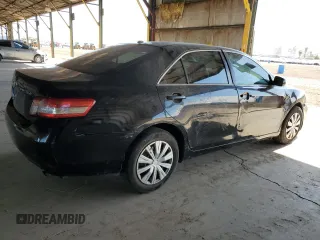 2011 Toyota Camry LE with VIN 4T1BF3EKXBU744263, listed as a Copart auction lot 62218985 with 268,601 mi miles and Clean title. Bid and sale history available at DreamBid. Image 3.