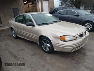 2002 Pontiac Grand Am SE1 with VIN 1G2NF52F82C269968, listed as a IAAI auction lot 41541497 with 212,736 mi miles. Bid and sale history available at carsss.com. Image 1.