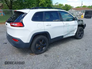 2017 Jeep Cherokee High Altitude with VIN 1C4PJMDS5HW567912, listed as a IAAI auction lot 42212145 with 136,130 mi miles and . Bid and sale history available at DreamBid. Image 4.