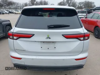 2024 Mitsubishi Outlander ES z VIN JA4J3UA86RZ007013, wystawiony jako IAAI lot #41643993 z przebiegiem 106 572 mil mil oraz . Historia ofert i sprzedaży dostępna na DreamBid. Obrazek 16.