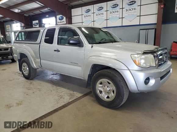 2010 Toyota Tacoma z VIN 5TEUX4ENXAZ682833, wystawiony jako Copart lot #58888265 z przebiegiem 140 837 mil mil oraz Czysty tytuł • Clean title. Historia ofert i sprzedaży dostępna na DreamBid. Obrazek 4.