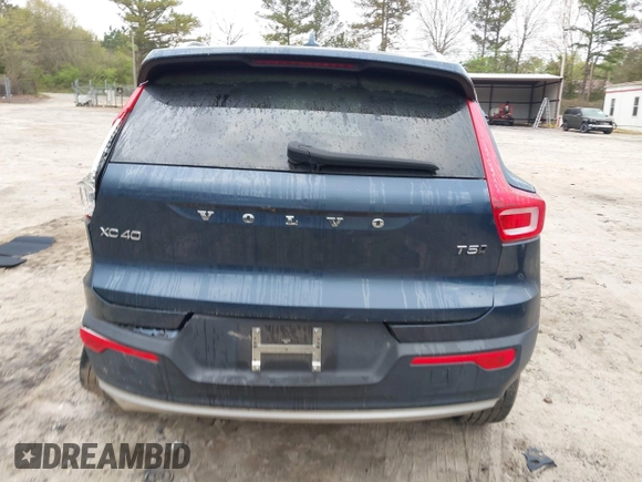 2021 Volvo XC40 Momentum z VIN YV4162UK0M2469977, wystawiony jako IAAI lot #41956088 z przebiegiem 51 567 mil mil oraz . Historia ofert i sprzedaży dostępna na DreamBid. Obrazek 16.