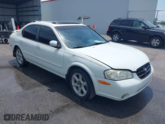 2000 Nissan Maxima GXE z VIN JN1CA31D6YT542083, wystawiony jako IAAI lot #42306685 z przebiegiem 296 613 mil mil oraz . Historia ofert i sprzedaży dostępna na DreamBid. Obrazek 1.