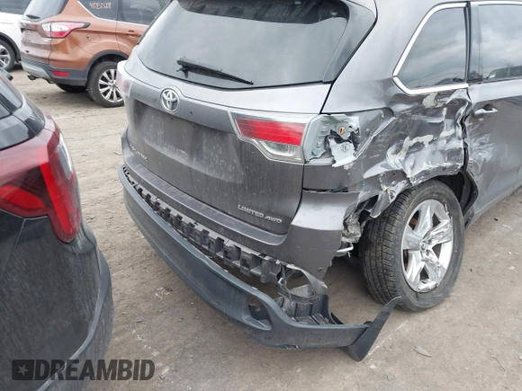 2016 Toyota Highlander Limited with VIN 5TDDKRFH0GS236412, listed as a IAAI auction lot 41067768 with 108,015 mi miles and . Bid and sale history available at DreamBid. Image 4.