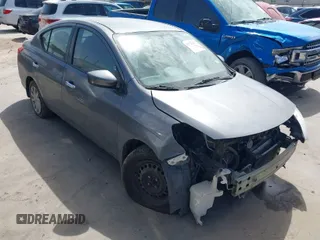 2016 Nissan Versa S with VIN 3N1CN7AP1GL892973, listed as a IAAI auction lot 41738094 with 86,130 mi miles. Bid and sale history available at carsss.com. Image 1.