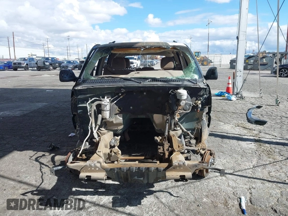 2003 GMC Yukon SLT z VIN 1GKEC13V43J304588, wystawiony jako IAAI lot #41525446 z przebiegiem Nie podano mil oraz . Historia ofert i sprzedaży dostępna na DreamBid. Obrazek 6.