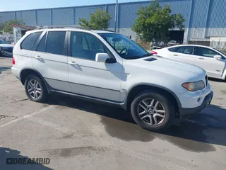 2005 BMW X5 3.0i with VIN 5UXFA135X5LY08137, listed as a IAAI auction lot 41745854 with 170,419 mi miles. Bid and sale history available at carsss.com. Image 1.