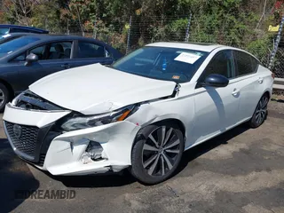 2019 Nissan Altima 2.5 SR with VIN 1N4BL4CV7KC169504, listed as a IAAI auction lot 41891687 with 88,906 mi miles. Bid and sale history available at carsss.com. Image 2.