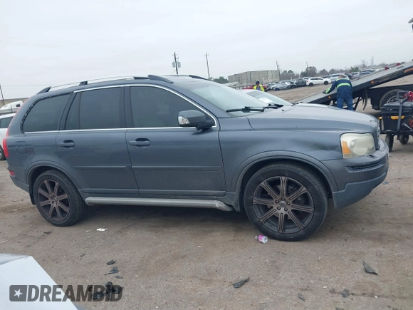2007 Volvo XC90 V8 with VIN YV4CZ852471365438, listed as a IAAI auction lot 41448132 with 246,077 mi miles. Bid and sale history available at carsss.com. Image 13.