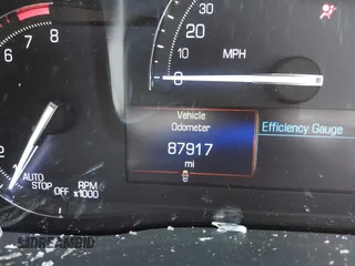 2017 Cadillac XT5 Luxury FWD with VIN 1GYKNBRS2HZ134259, listed as a IAAI auction lot 39416446 with 87,917 mi miles. Bid and sale history available at carsss.com. Image 15.