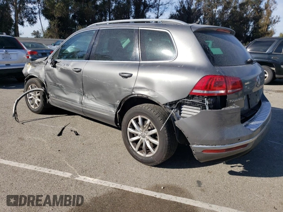 2016 Volkswagen Touareg Sport с VIN WVGEF9BP0GD012604, выставлен на аукционе Copart как лот 85132214 с пробегом 127 155 миль миль и Чистый • Clean title. История ставок и продаж доступна на DreamBid. Изображение 2.