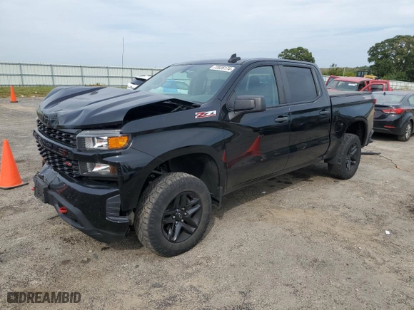 2019 Chevrolet Silverado 1500 Custom Trail Boss with VIN 3GCPYCEH4KG201678, listed as a Copart auction lot 72026174 with 67,257 mi miles and Salvage Title. Bid and sale history available at carsss.com. Image 1.