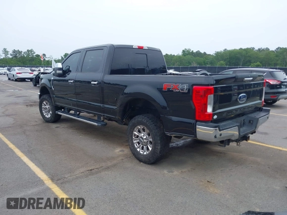 2019 Ford F-250 XL with VIN 1FT7W2B60KEG82555, listed as a IAAI auction lot 42203933 with 163,407 mi miles and . Bid and sale history available at DreamBid. Image 3.