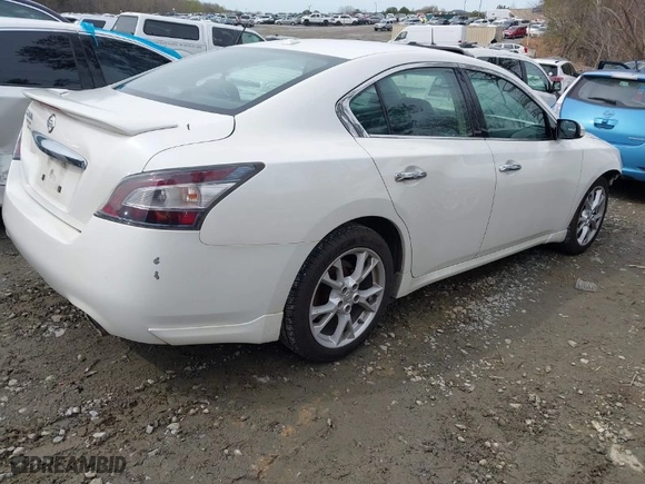 2013 Nissan Maxima 3.5 SV w/Premium Pkg with VIN 1N4AA5AP2DC817880, listed as a IAAI auction lot 41864805 with 153,828 mi miles. Bid and sale history available at carsss.com. Image 4.
