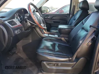 2010 Cadillac Escalade Premium with VIN 1GYUKCEF2AR264970, listed as a Copart auction lot 49448435 with 153,957 mi miles and Salvage title. Bid and sale history available at DreamBid. Image 7.