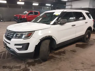 2017 Ford Police Interceptor Utility with VIN 1FM5K8AR0HGB33545, listed as a IAAI auction lot 41732862 with 95,211 mi miles. Bid and sale history available at carsss.com. Image 19.