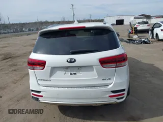 2016 Kia Sorento SX z VIN 5XYPKDA54GG101802, wystawiony jako IAAI lot #41784161 z przebiegiem 99 162 mil mil oraz . Historia ofert i sprzedaży dostępna na DreamBid. Obrazek 16.
