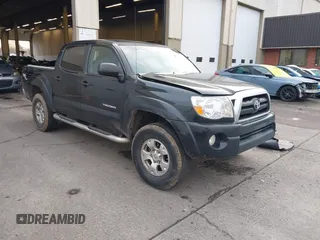 2008 Toyota Tacoma z VIN 5TELU42N78Z591652, wystawiony jako IAAI lot #41135341 z przebiegiem 194 083 mil mil oraz . Historia ofert i sprzedaży dostępna na DreamBid. Obrazek 1.