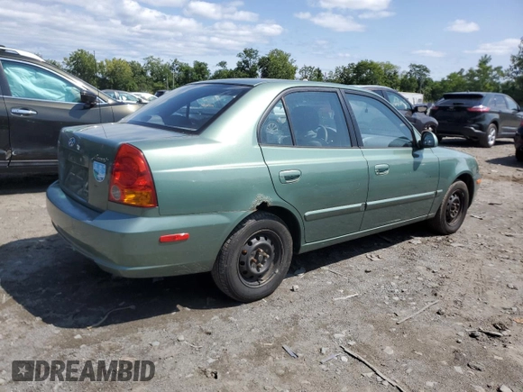 2005 Hyundai Accent GLS with VIN KMHCG45C35U622963, listed as a Copart auction lot 68292114 with 137,655 mi miles and Salvage Title. Bid and sale history available at carsss.com. Image 3.