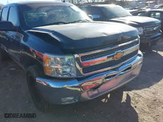 2012 Chevrolet Silverado 1500 LT with VIN 3GCPCSE06CG215957, listed as a IAAI auction lot 41644285 with 140,599 mi miles. Bid and sale history available at carsss.com. Image 17.