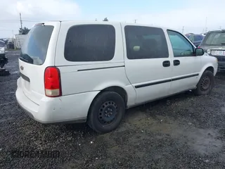 2007 Chevrolet Uplander LS Fleet with VIN 1GNDV23117D157887, listed as a IAAI auction lot 41635044 with 158,883 mi miles and . Bid and sale history available at DreamBid. Image 4.