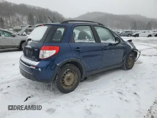 2011 Suzuki SX4 Crossover with VIN JS2YB5A33B6303069, listed as a Copart auction lot 45186665 with 181,248 mi miles and Salvage Title. Bid and sale history available at carsss.com. Image 3.
