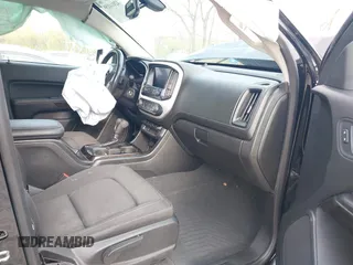 2019 GMC Canyon 4WD SLE z VIN 1GTG6CEN2K1354585, wystawiony jako IAAI lot #42014158 z przebiegiem 34 269 mil mil oraz . Historia ofert i sprzedaży dostępna na DreamBid. Obrazek 5.