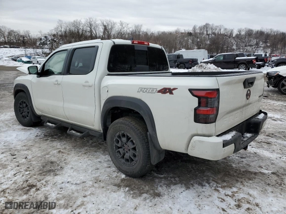 2023 Nissan Frontier PRO-4X with VIN 1N6ED1EK5PN625823, listed as a Copart auction lot 44684085 with 28,770 mi miles and Salvage Title. Bid and sale history available at carsss.com. Image 2.