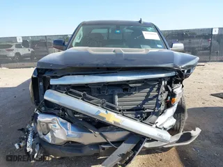 2018 Chevrolet Silverado 1500 LT with VIN 3GCPCREC1JG537552, listed as a IAAI auction lot 41944899 with 92,075 mi miles. Bid and sale history available at carsss.com. Image 12.