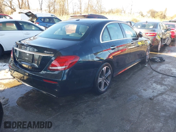 2018 Mercedes-Benz E 300 with VIN WDDZF4KB5JA365156, listed as a IAAI auction lot 41261324 with 73,718 mi miles and . Bid and sale history available at DreamBid. Image 4.