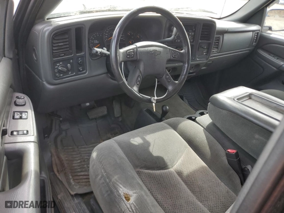 2004 Chevrolet Silverado 1500 LS with VIN 2GCEK19V541142195, listed as a Copart auction lot 51645195 with 218,678 mi miles and Clean Title. Bid and sale history available at carsss.com. Image 8.