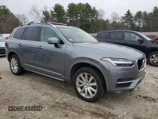 2017 Volvo XC90 Momentum z VIN YV4A22PK2H1105658, wystawiony jako Copart lot #52855065 z przebiegiem 114 938 mil mil oraz Szkody całkowita. Historia ofert i sprzedaży dostępna na DreamBid. Obrazek 4.
