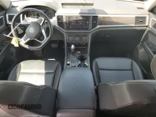 2021 Volkswagen Atlas SE z VIN 1V2HR2CA2MC564468, wystawiony jako Copart lot #61469925 z przebiegiem 69 794 mil mil oraz Szkoda całkowita • Salvage title. Historia ofert i sprzedaży dostępna na DreamBid. Obrazek 8.