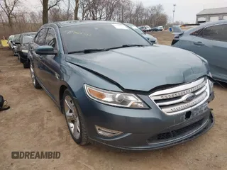 2010 Ford Taurus SHO z VIN 1FAHP2KT9AG114420, wystawiony jako IAAI lot #41745331 z przebiegiem 169 367 mil mil oraz . Historia ofert i sprzedaży dostępna na DreamBid. Obrazek 1.