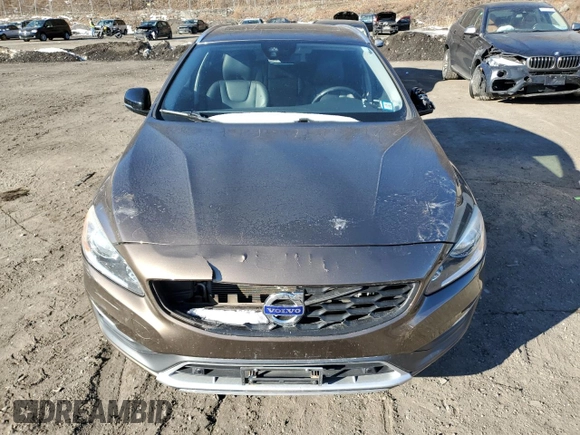 2015 Volvo V60 Cross Country T5 with VIN YV4612HKXF1000564, listed as a Copart auction lot 87921805 with 66,719 mi miles and Non Repairable. Bid and sale history available at carsss.com. Image 5.