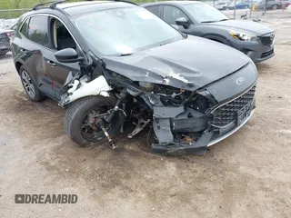 2020 Ford Escape SEL с VIN 1FMCU9H6XLUB74228, выставлен на аукционе IAAI как лот 42156358 с пробегом 128 205 миль миль и . История ставок и продаж доступна на DreamBid. Изображение 6.