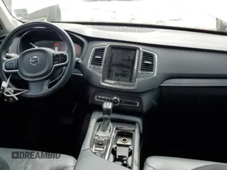 2020 Volvo XC90 Momentum with VIN YV4A22PK9L1618947, listed as a Copart auction lot 48024675 with 92,206 mi miles and Salvage Title. Bid and sale history available at carsss.com. Image 8.
