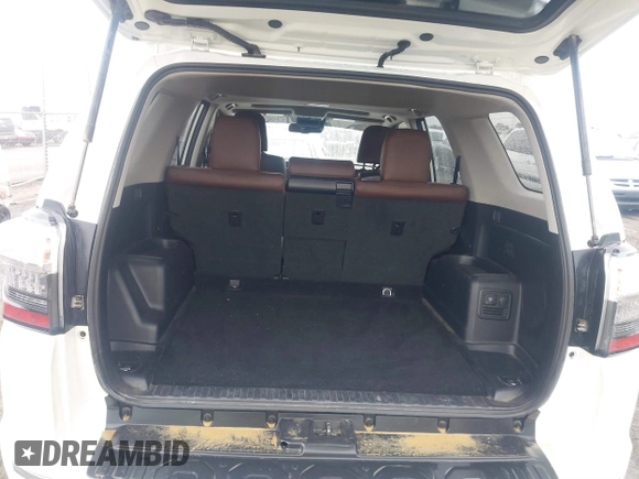 2021 Toyota 4Runner Limited with VIN JTEKU5JR4M5892698, listed as a IAAI auction lot 41596136 with 73,601 mi miles and . Bid and sale history available at DreamBid. Image 8.